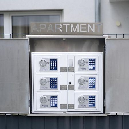 Modern Apartment With Private Balcony Near City Center Vienna Exterior photo