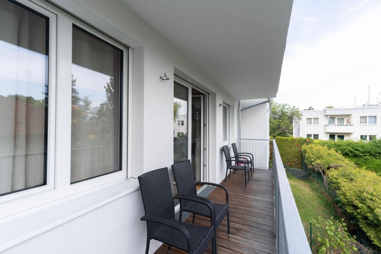 Modern Apartment With Private Balcony Near City Center Vienna Exterior photo